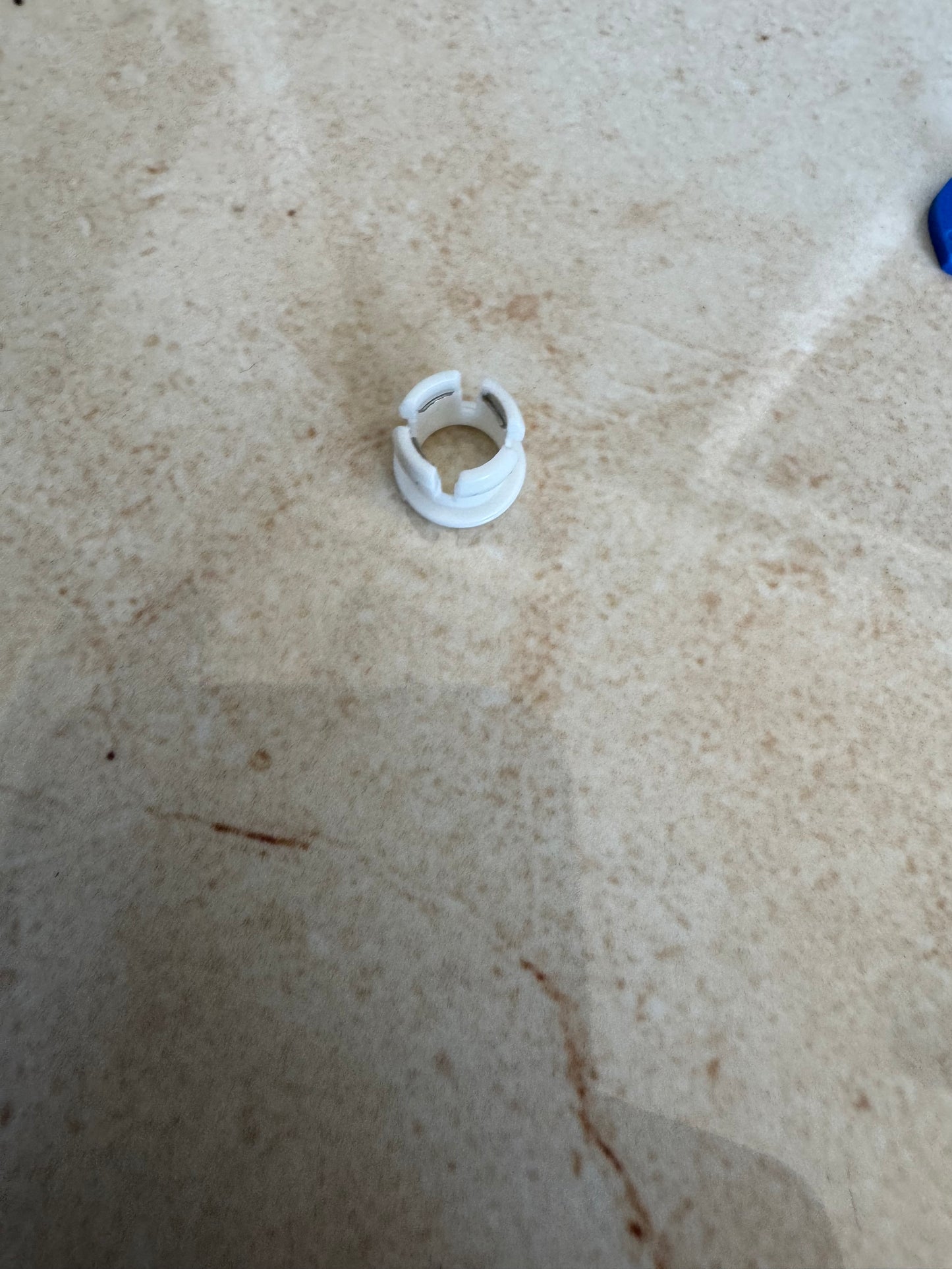 Blue-white bowden clip (for 3mm filament)